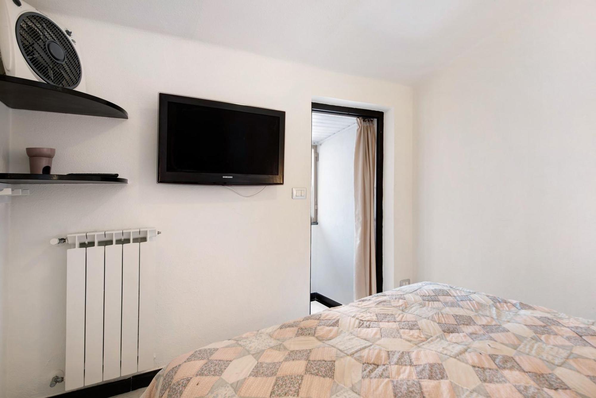 Vignana Con Terrazzo Apartment เลวานโต ภายนอก รูปภาพ