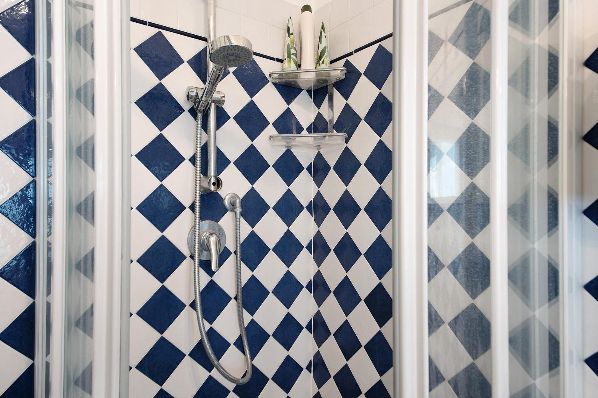 Vignana Con Terrazzo Apartment เลวานโต ภายนอก รูปภาพ
