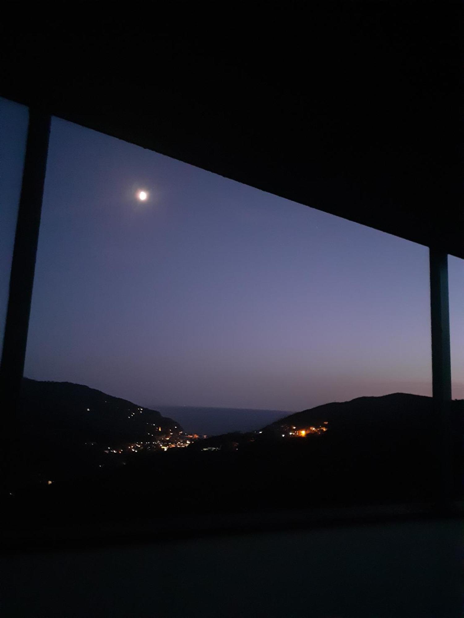 Vignana Con Terrazzo Apartment เลวานโต ภายนอก รูปภาพ